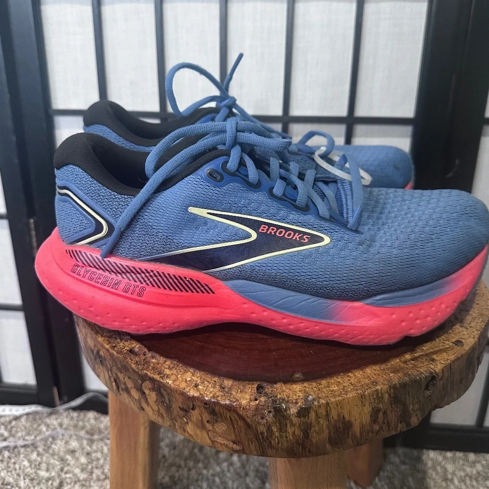 Brooks Glycerin GTS 21 Women's‎ Size 9 Running Shoes Lt Blue Sneakers Pink